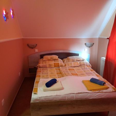 Andrea Apartman Hajdúszoboszló Eksteriør billede