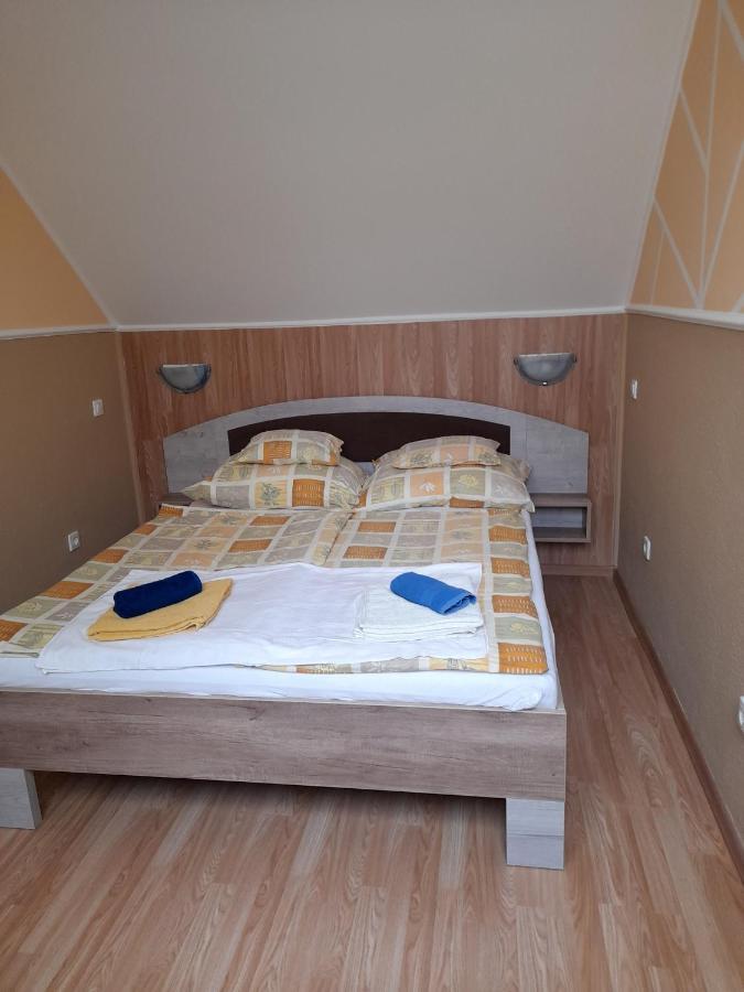 Andrea Apartman Hajdúszoboszló Eksteriør billede